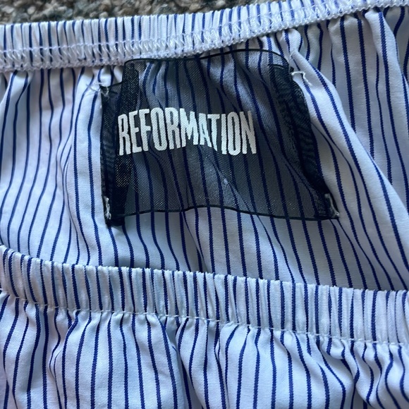 Reformation Reese Off the Shoulder Top Blue White Stripe - Picture 5 of 6